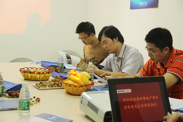 雙方互動就合作事宜進(jìn)行咨詢 建筑防水